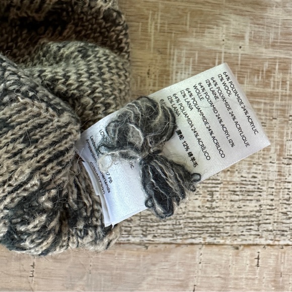 ANTHROPOLOGIE | Women’s Distressed Floral Sweater Vest Beige Size Medium - Picture 9 of 12